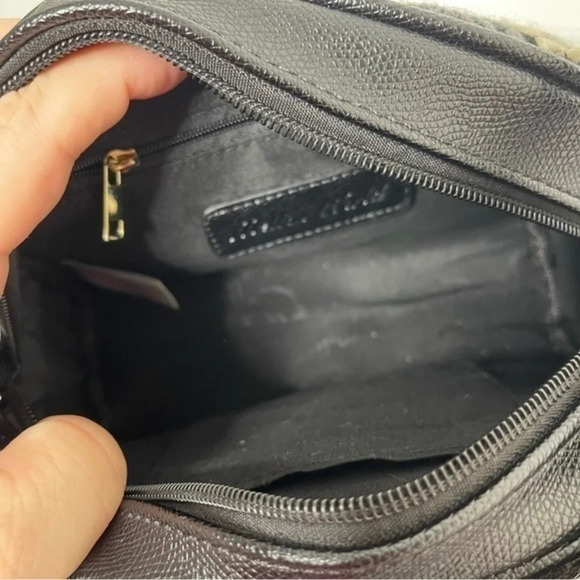 Mellow World "Vicky" Woven Chevron Design Tassel Detailed Crossbody Bag - Picture 9 of 10